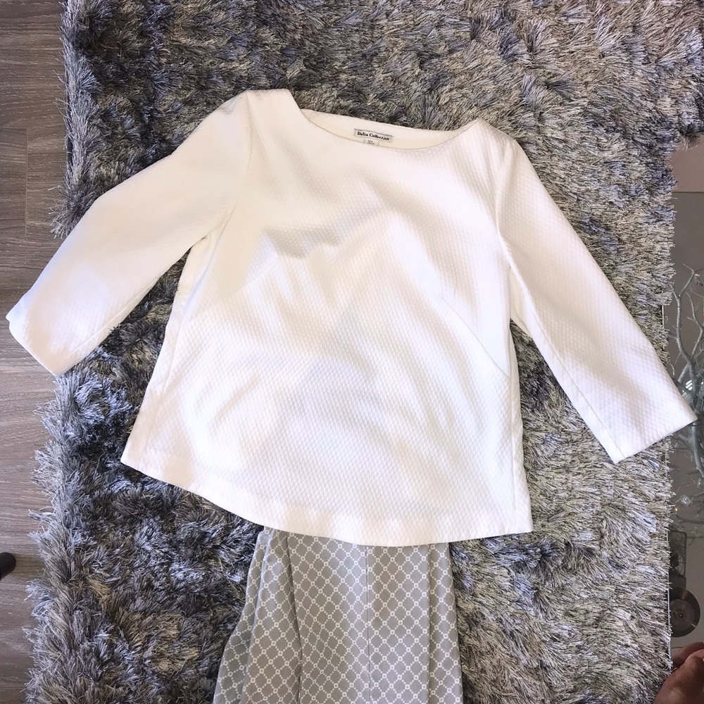 White Pebble Shirt with Open Back Slit - Picture 2 of 3